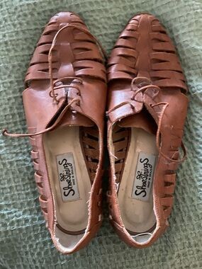 ShuShu Huarache-Style Leather Lace-Up Flats